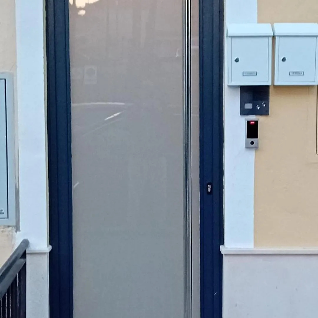 Apartamento La Fuente 27 Tomares 0*,  España